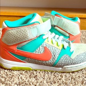Nike women’s high tops